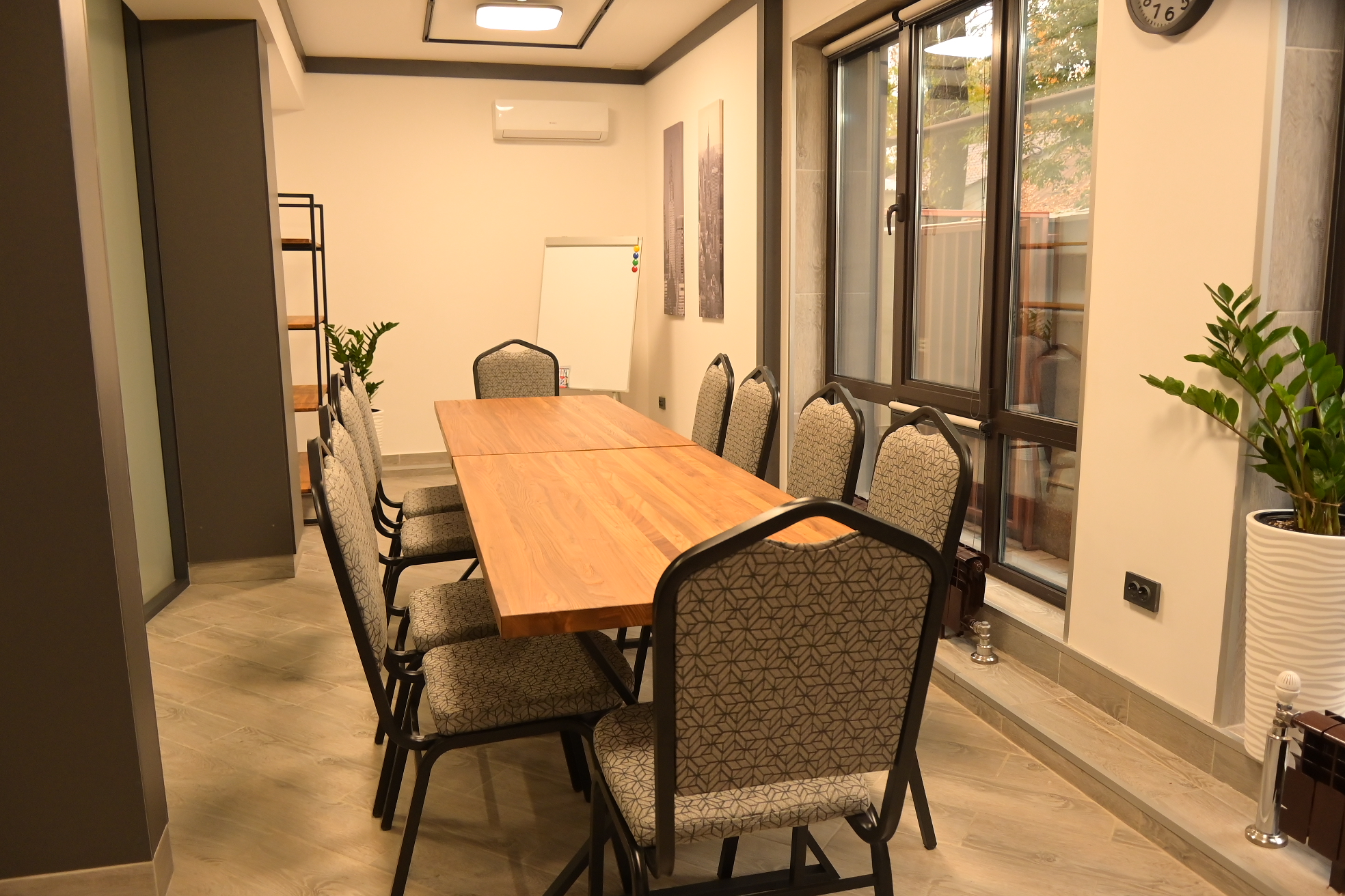 Конференц-комната