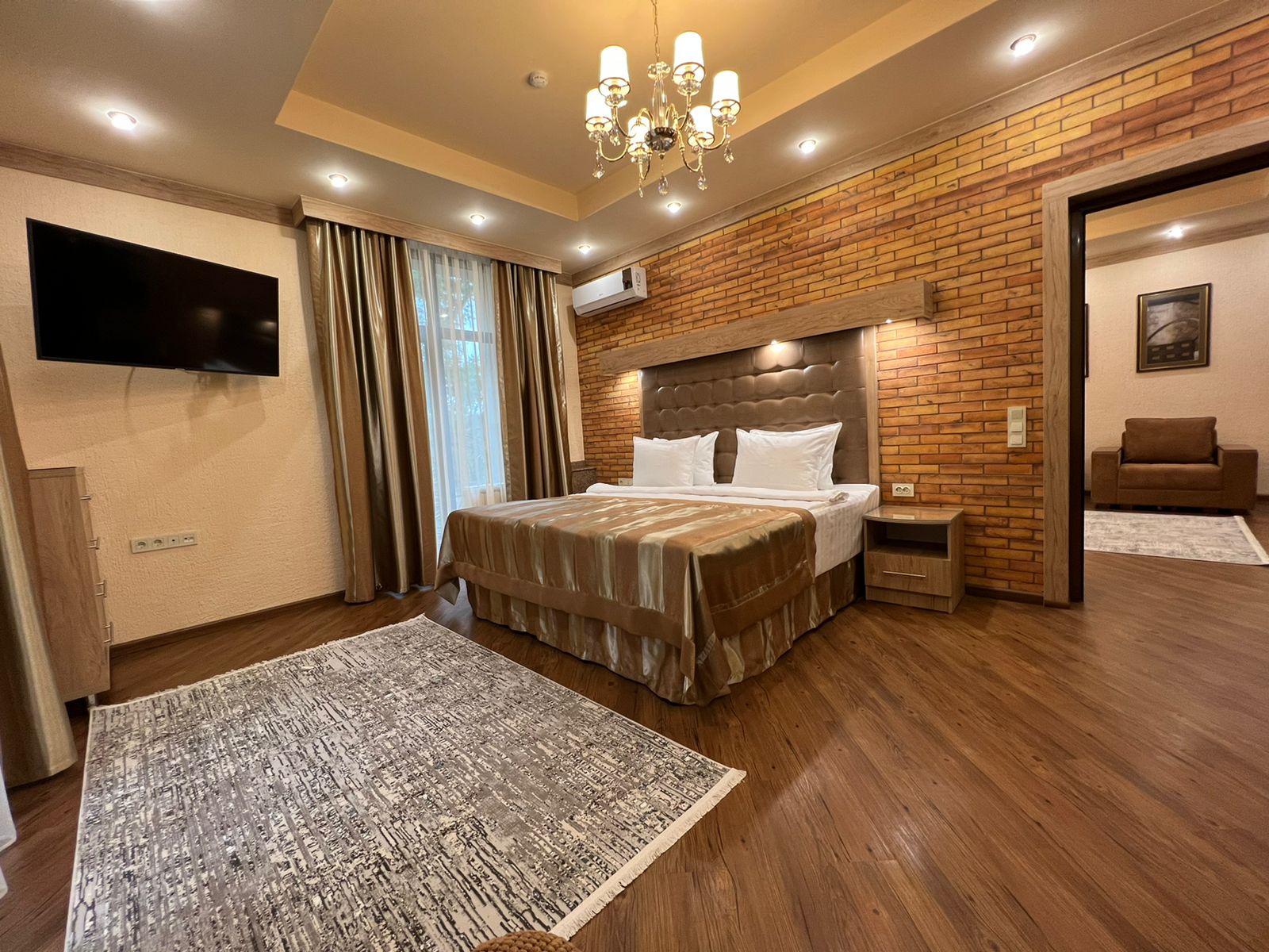 Комфорт Де-Люкс 1